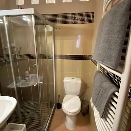 Apartament Location In The Heart Of The City, 2 Bedrooms, 2 Bathrooms