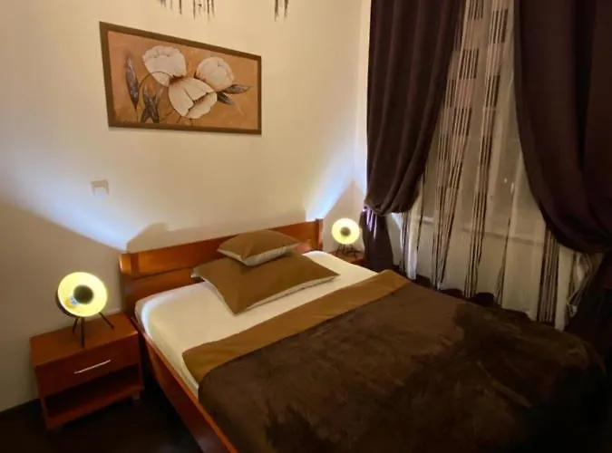 Apartment Location In The Heart Of The City, 2 Bedrooms, 2 Bathrooms Budapest
